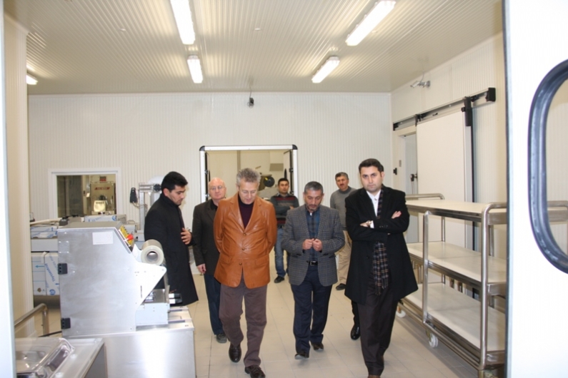 Tokat Valisi Mustafa Taşkesen, Tokat Organize Sanayi Bölgesinde incelemelerde bulundu. 