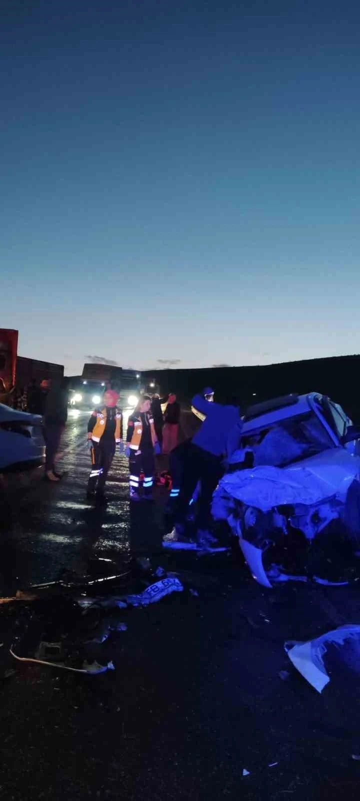 Ankara’da mezarlık ziyareti dönüşü kazada anne ve oğlu hayatını kaybetti
