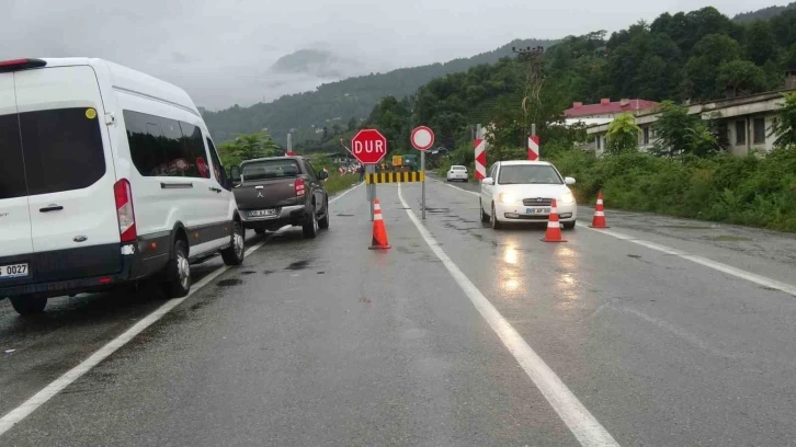 Arhavi Belediye Başkanı Turgay Ataselim: &quot;Köy yollarımızda büyük tahribat var&quot;
