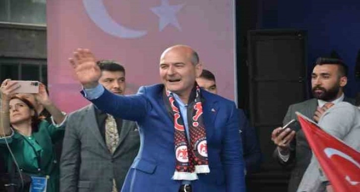 Bakan Soylu: 'Türkiye'yi bir cenderenin içine sokmaya çalışıyorlar'