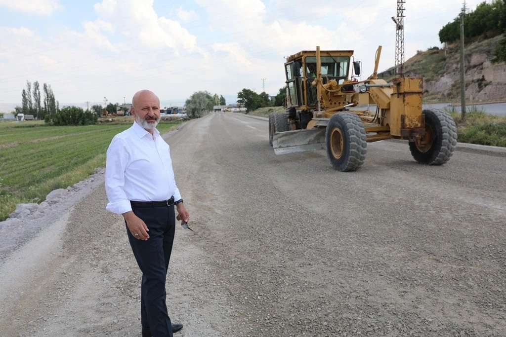 Başkan Çolakbayrakdar: "Merkez ve kırsal mahallelere her alanda hizmet ulaştırıyoruz"
