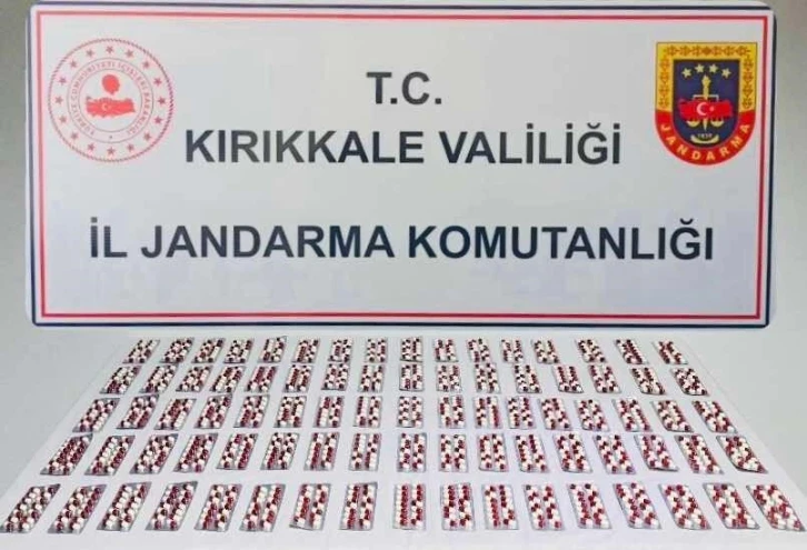 Bin 162 uyuşturucu hap ile yakalanan 2 şüpheli tutuklandı
