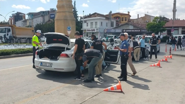 Çorum’da kuralları ihlal eden sürücülerine ceza yağdı
