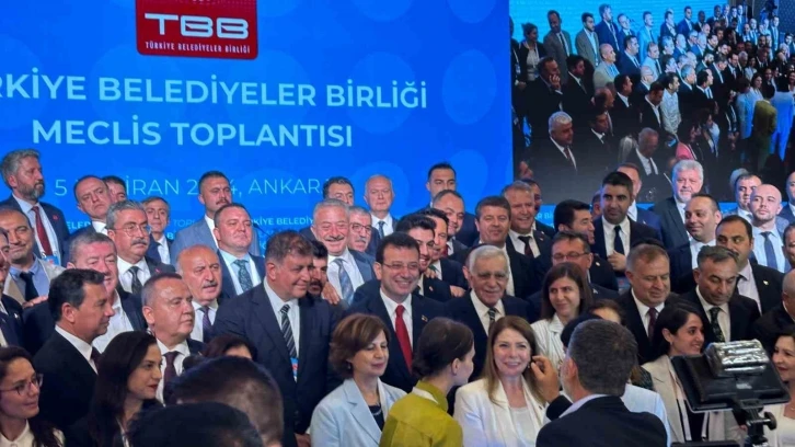 Ekrem İmamoğlu TBB Başkanı seçildi
