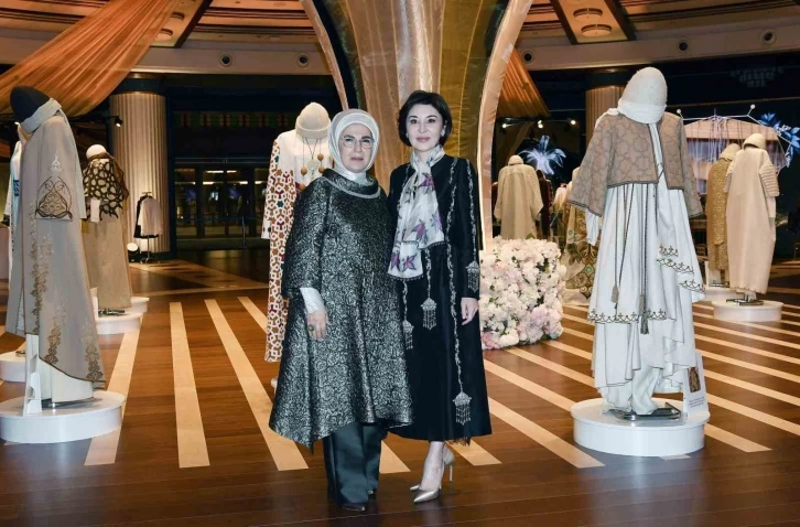 Emine Erdoğan, Özbekistan Cumhurbaşkanı Mirziyoyev’in eşi ile bir araya geldi
