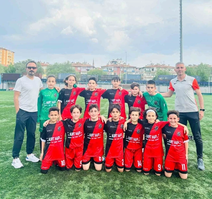 Fatih Yurt Spor Kulübü, futbolcu fabrikası oldu
