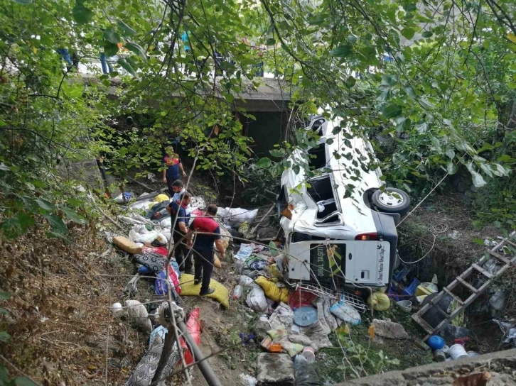 Fındık hasadı dönüşü facia: 1 ölü, 25 yaralı
