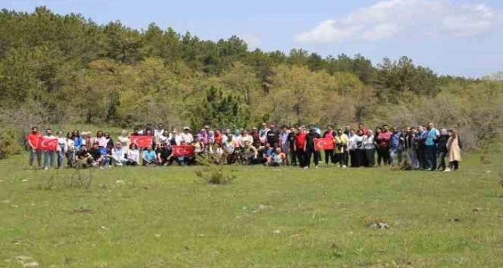 Gençler doğa yürüyüşünde buluştu