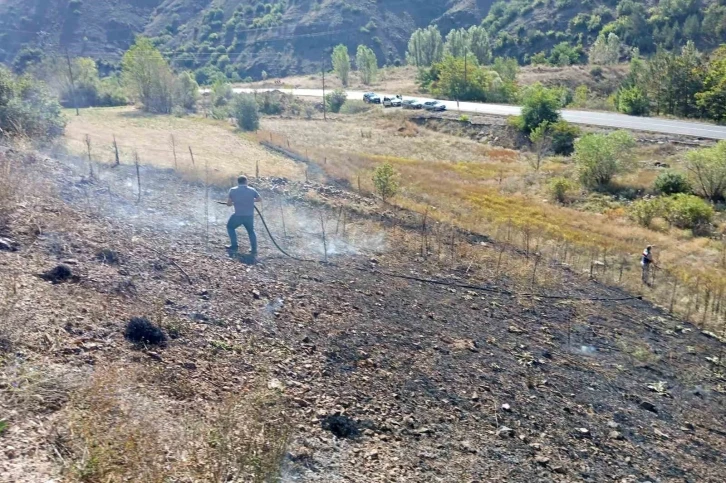 Gümüşhane İl Özel İdaresi ekipleri yangını önledi
