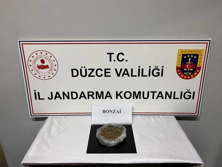 Jandarmadan uyuşturucu satıcılarına geçit yok
