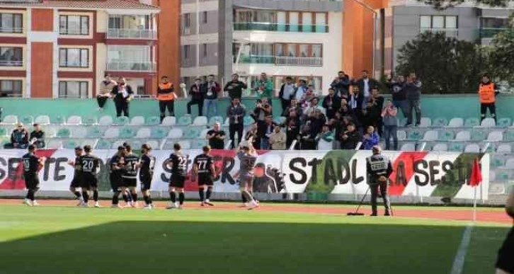 Kaf-Kaf, play-off hattının dışında