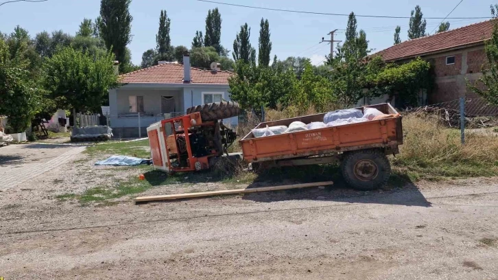 Kalp krizi geçiren traktör sürücüsü hayatını kaybetti
