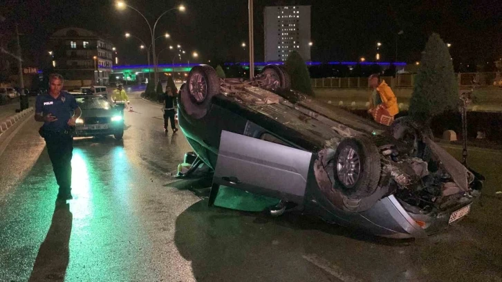 Karaman’da kontrolden çıkan otomobil devrildi: 1 yaralı
