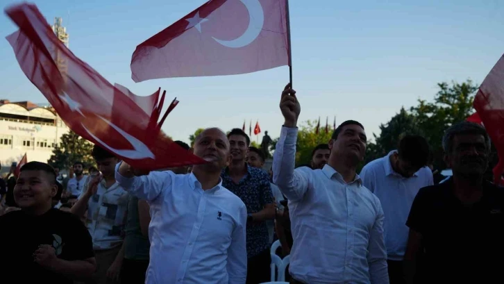 Kırıkkale’de milli maç heyecanı: Coşku doruğa çıktı
