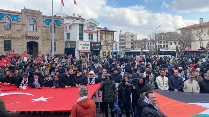 Konya’da şehitler anıldı, Gazze için acil ateşkes çağrısı yapıldı
