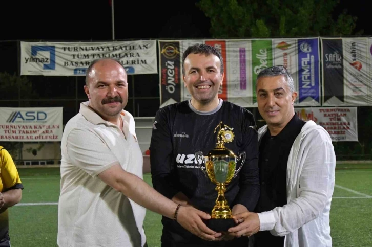 Kurumlar arası futbol turnuvası şampiyonu Safranbolu TSO oldu

