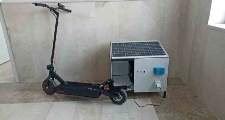 Lise öğrencileri elektrikli scooter üretti, saatte 30 kilometre hız yapabiliyor