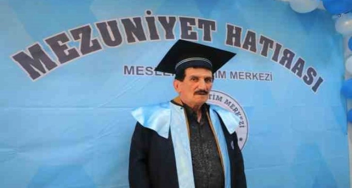 Okumanın yaşı yok: Emekli komiser 72 yaşında lise mezunu oldu