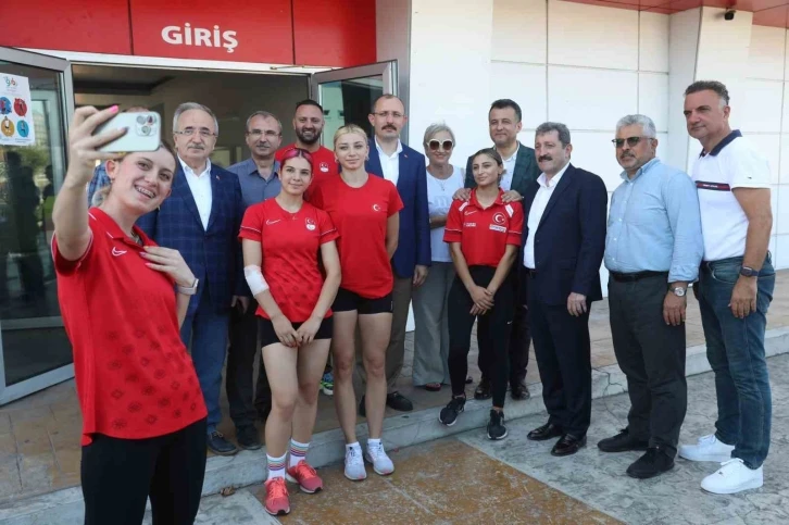 Samsun protokolünden paralimpik sporculara destek
