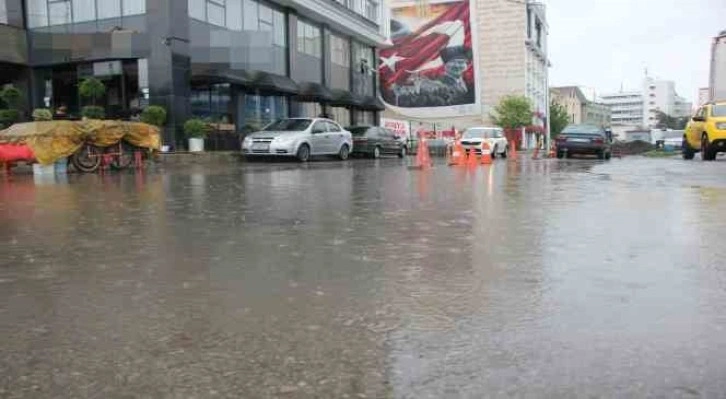 Samsun’da sağanak etkili oldu