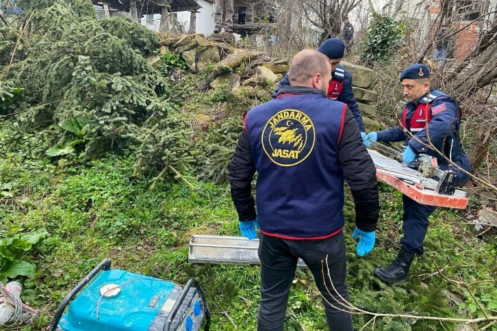 Sinop’ta hırsızlık zanlısı 3 kişi yakalandı
