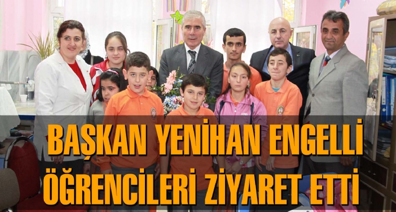 Erbaa  Belediye Başkanı Ahmet Yenihan,   3 Aralık Dünya Engelliler Günü dolayısıyla Erbaa Atatürk İlköğretim Okulunu ziyaret etti.