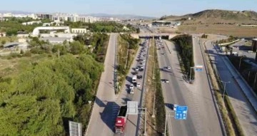 43 ilin geçiş güzergahında bayram trafiği başladı