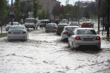 AFAD 6 ili uyardı, tüm önlemler alınmaya başlandı
