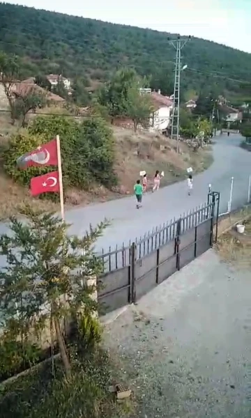 Amasya’da köyde yaşayan çocuklardan &quot;Park isteriz” eylemi
