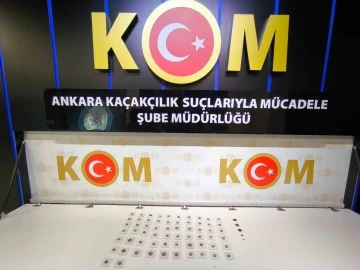 Ankara’da tarihi eser operasyonu: 67 adet sikke altın ele geçirildi

