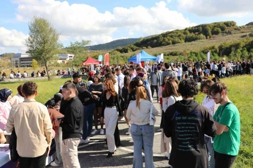 BARÜ öğrenci kulüpleri yeni takım arkadaşlarıyla bir araya geldi
