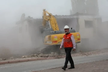 Başkan Çolakbayrakdar: Kentsel dönüşümle şehri daha dirençli hale getiriyoruz&quot;
