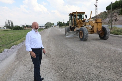 Başkan Çolakbayrakdar: &quot;Merkez ve kırsal mahallelere her alanda hizmet ulaştırıyoruz&quot;
