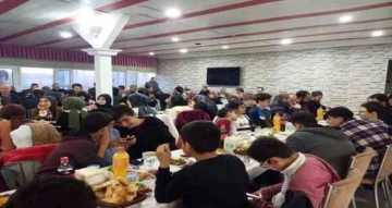 Din görevlileri öğrencilerle iftarda buluştu