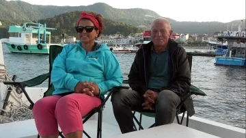 Emekli çift 7 metrelik tekne ile Türkiye turunda
