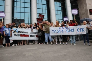 Hakkında soruşturma açılan CHP İl Başkanı Yalaz için toplandılar
