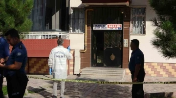 Komşular arasında &quot;çöp&quot; kavgası kanlı bitti: 2 yaralı
