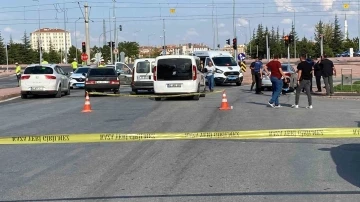 Konya’da polise silahlı saldırı: 2 polis yaralı
