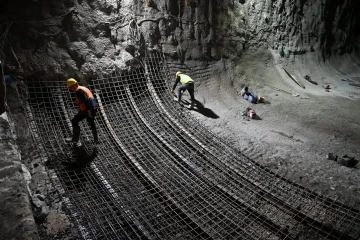 Kop Tüneli’nde göçük: 1 ölü, 2 yaralı
