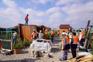 Kuvvetli rüzgarda zarar gören kulübelerde tadilat başladı
