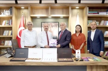 Öğrenciler üretti, 7 milyon liralık ciro yapıldı