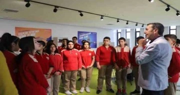 Ortaokul öğrencileri SBTÜ’de incelemelerde bulundu