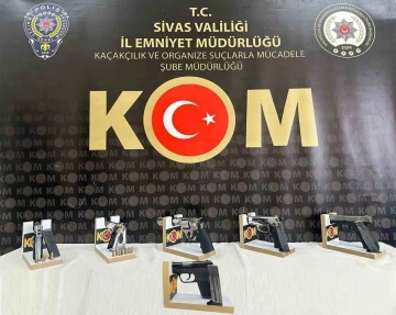 Sivas’ta kaçak silah operasyonu: 7 şahsa işlem yapıldı
