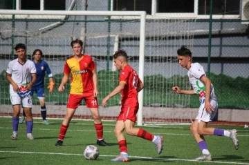 U-17 Türkiye Futbol Şampiyonası Karabük’te başladı
