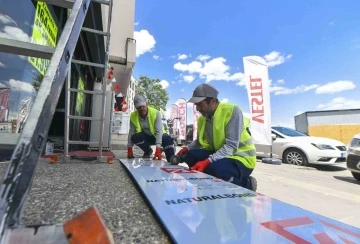 Ulus Tarihi Kent Merkezinde &quot;Anafartalar Caddesi Sokak Sağlıklaştırma ve Kentsel Tasarım&quot; projesi devam ediyor
