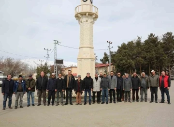 Vali Eldivan, Konursu köyünde köy halkıyla bir araya geldi
